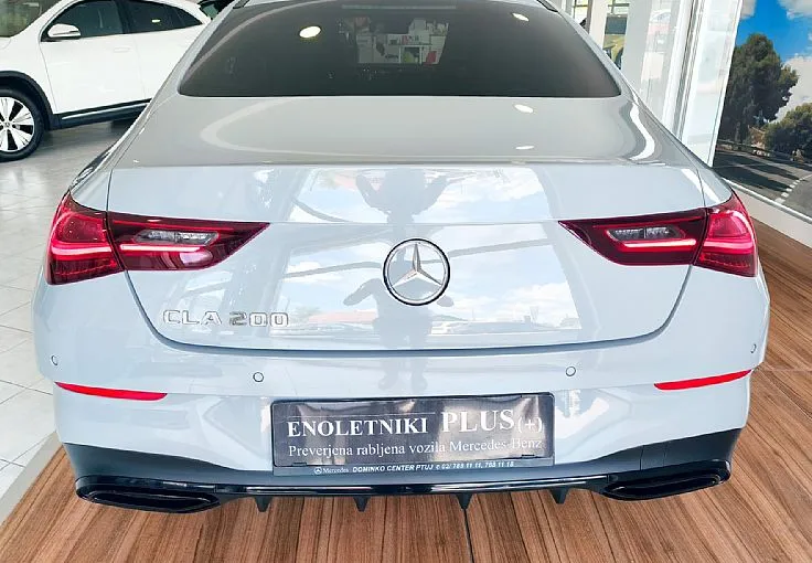 Zunanja slika - Mercedes-Benz CLA-Razred - 200 AMG PRO ALPINE BLACK-KAM-DAB-19 COL-LED-VIDEO - 5