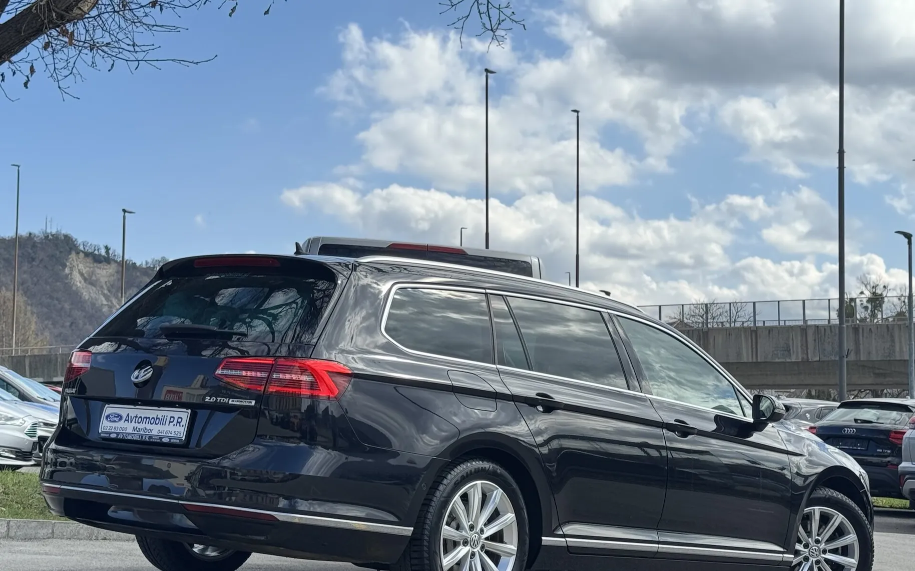 Zunanja slika - Volkswagen Passat Variant - 2.0 TDI BMT HIGHLINE 150KM PANORAMA VL.KLJUKA ACC - 7