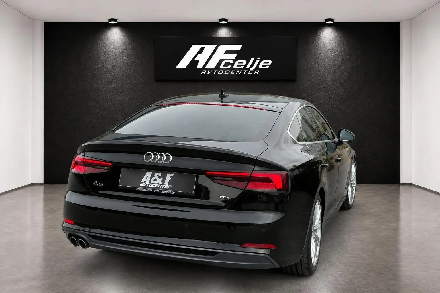 Zunanja slika - Audi A5 Sportback - 2.0 TDI-3X S LINE PAKET LIZING ZA TUJCE - 5