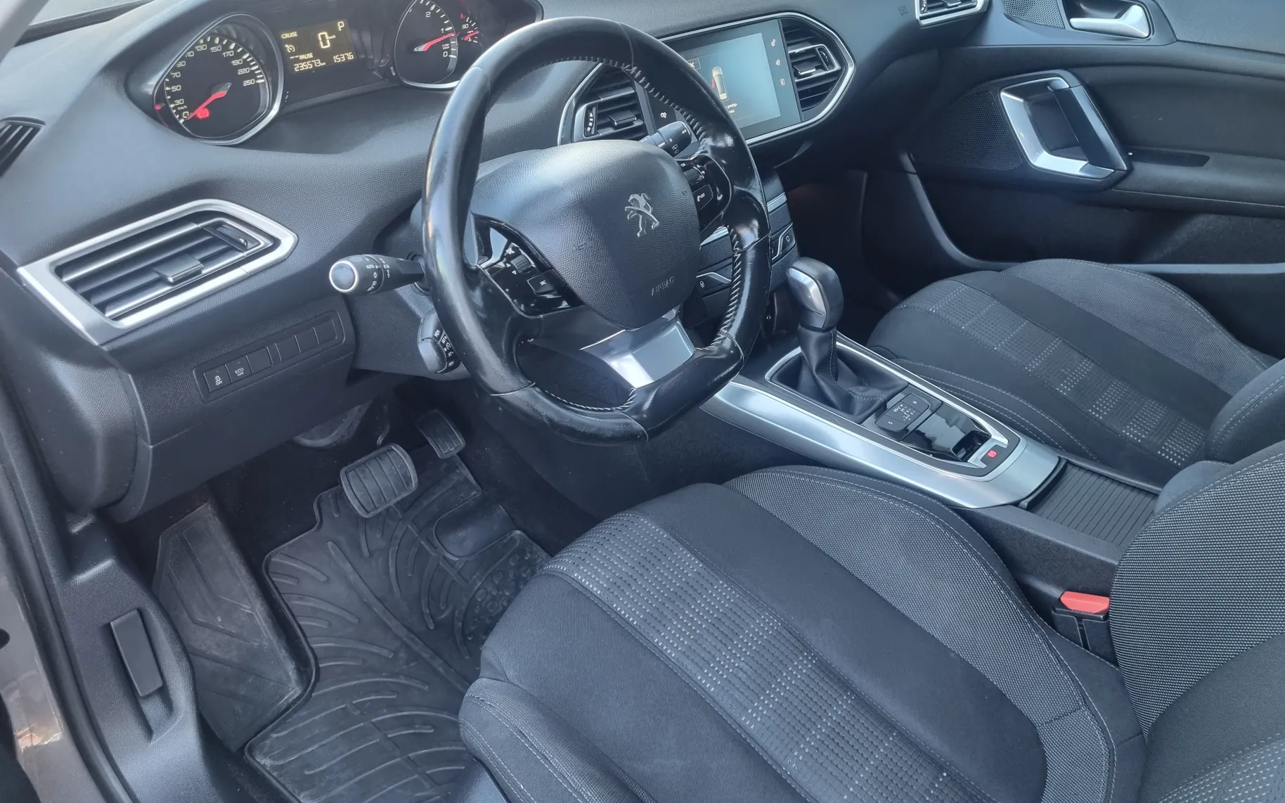 Zunanja slika - Peugeot 308 - SW 1.6 BHDI Avtomatik - SLOVENSKO POREKLO - 18