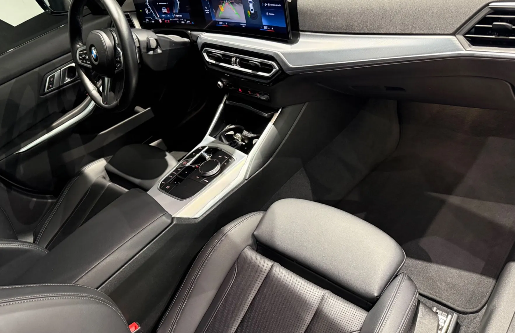 Zunanja slika - BMW Serija 3 - : 320d Avt. M Sport-WIDESCREEN-HIFI-ACC - 10