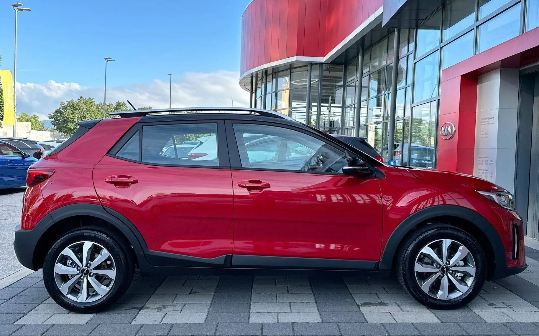 Notranja slika - KIA Stonic - 1.2 DPI LX Urban + MT5 - 8