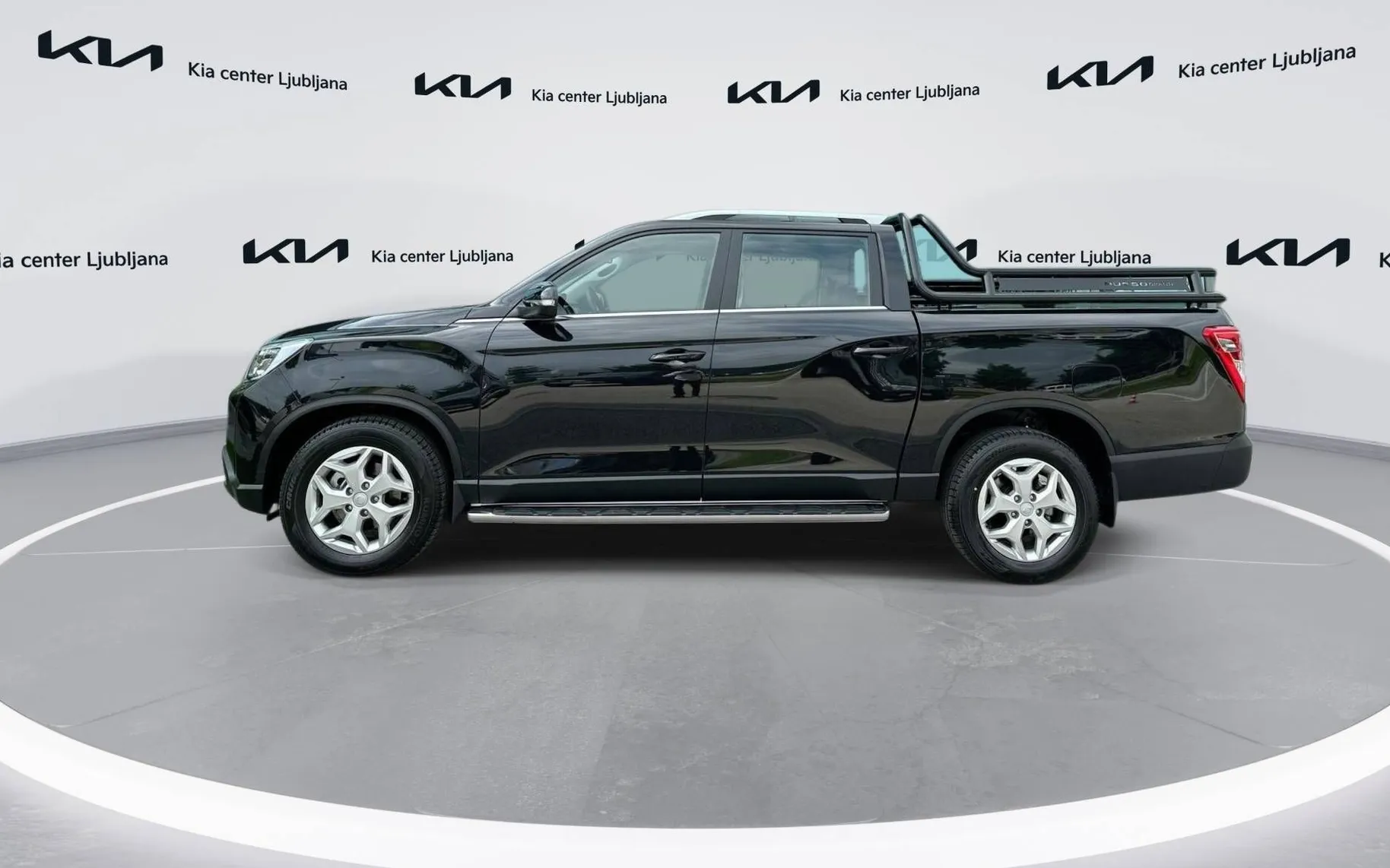Zunanja slika - SsangYong Musso - Grand 2.2 XDi Ultimate 4WD AT - 8