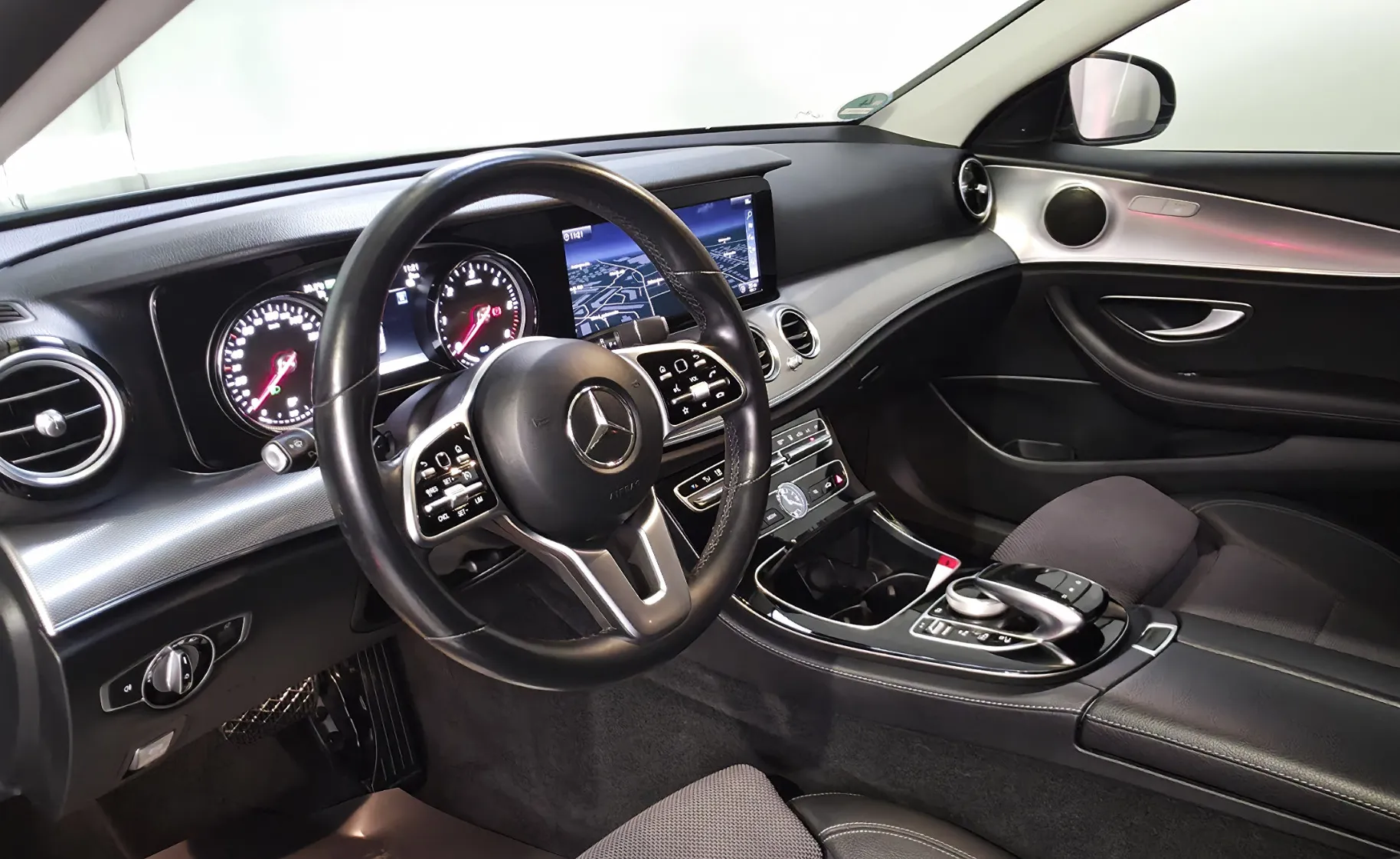 Zunanja slika - Mercedes-Benz E-Razred - E-Razred - 8