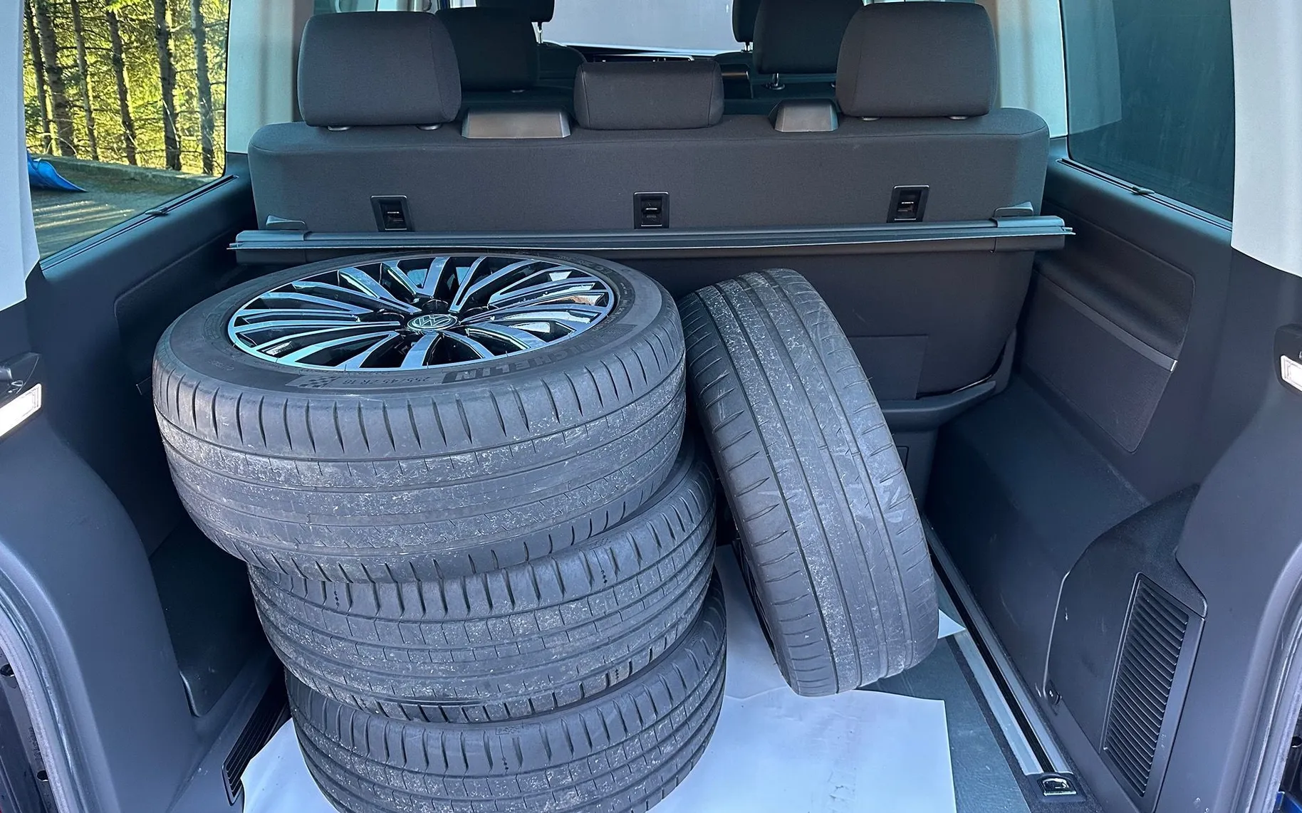 Zunanja slika - VW Multivan - 6.1 2.0TDI 150KS DSG-KAMERA-LED-VIRTUAL-NAVI-7SED - 15