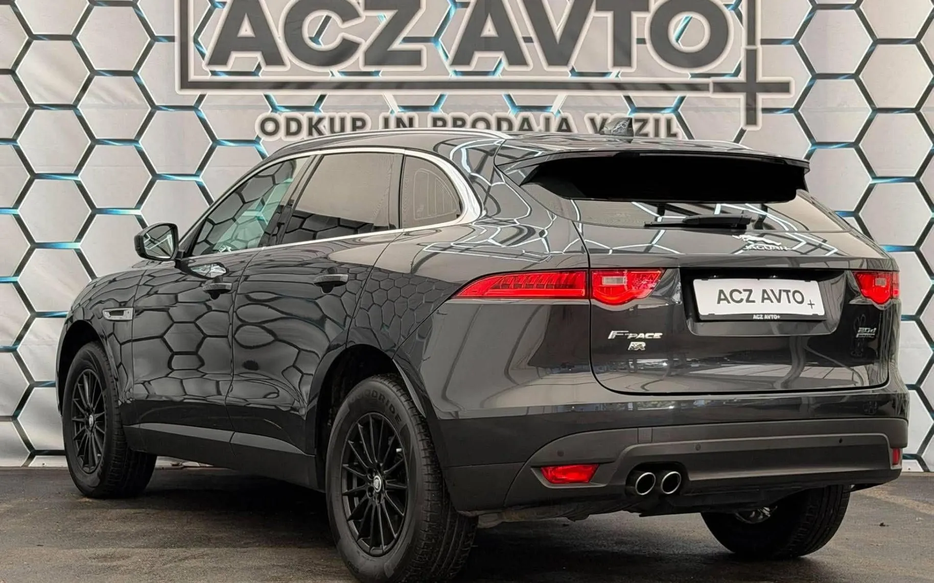 Zunanja slika - Jaguar F-Pace - 2.0 D•4X4•R•FUL LED•NAVI•AMBIENT•PDC•LANE ASSIST• - 6