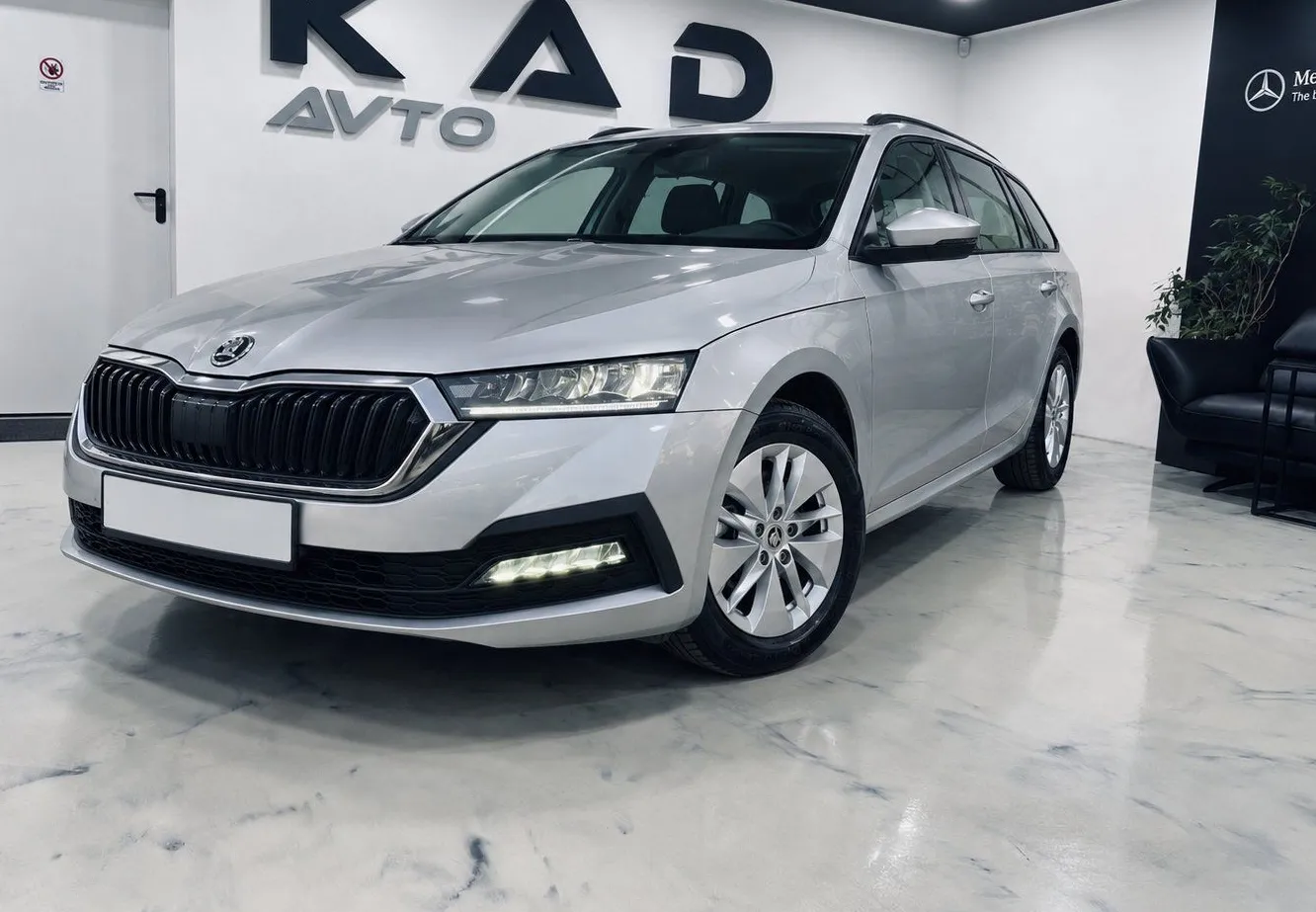 Zunanja slika - Škoda Octavia - Combi 2.0 TDI Ambition - 1