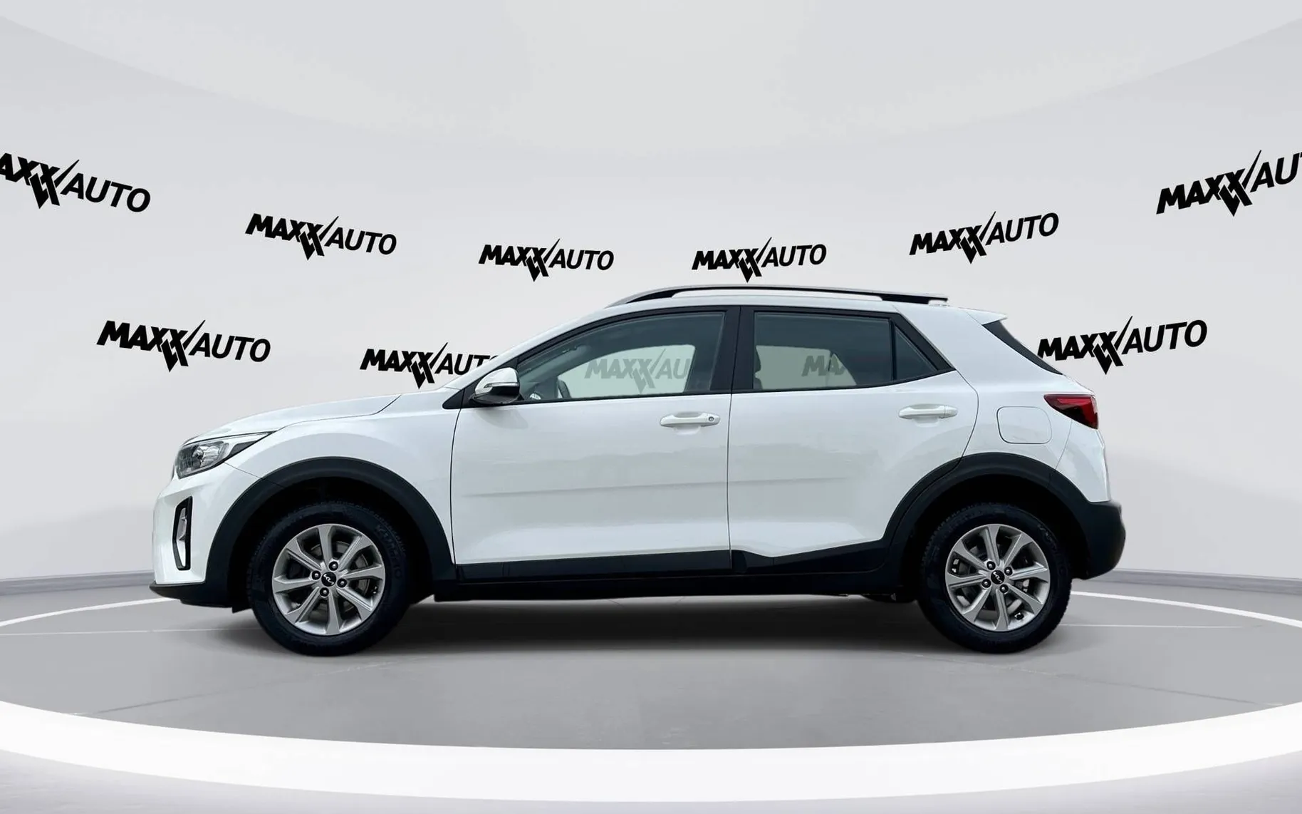 Notranja slika - KIA Stonic - 1.2 DPI LX Urban ISG - 8
