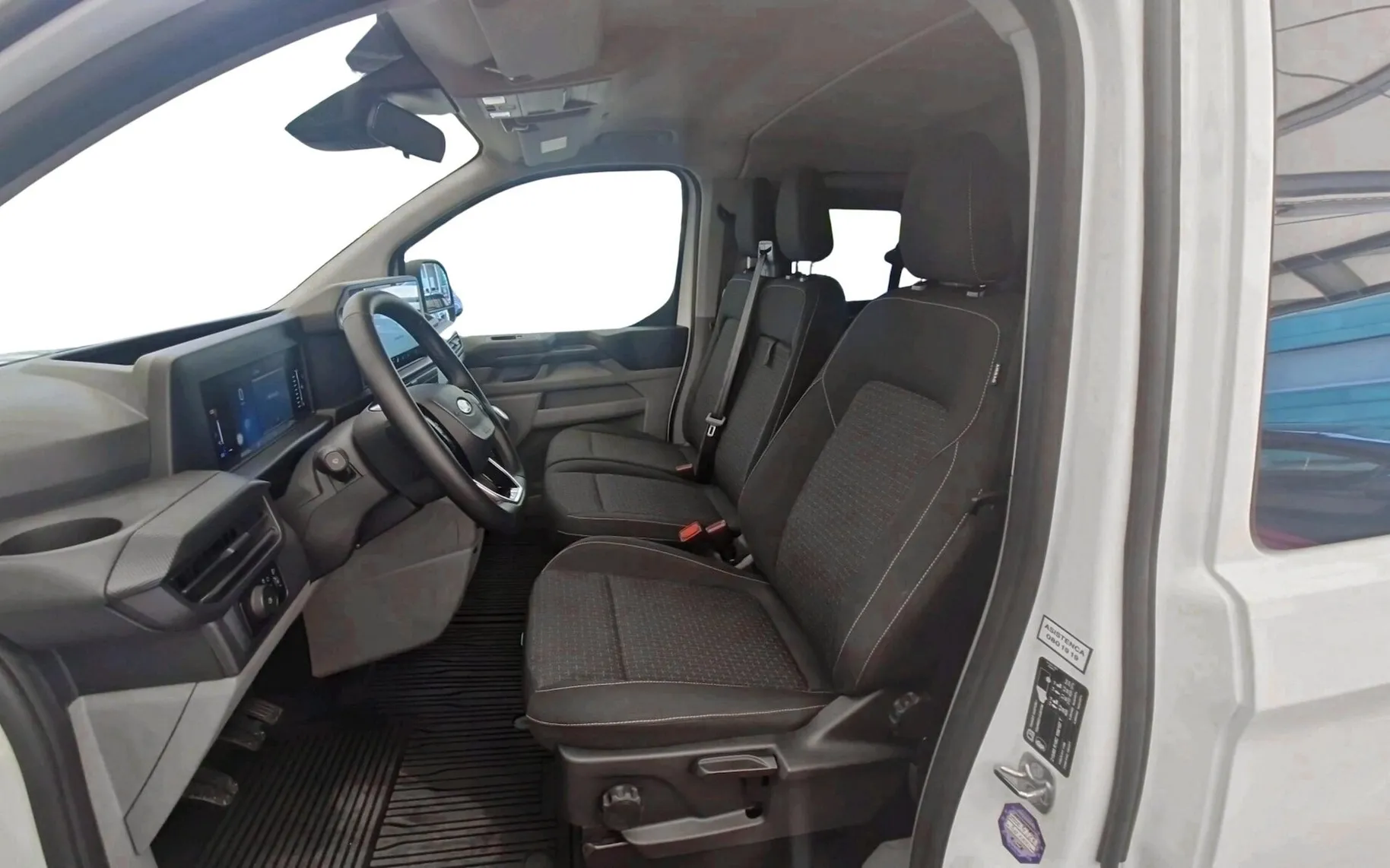 Zunanja slika - Ford Transit Custom - Kombi 320 2.0 TDCi L2H1  DMR  Trend-SLO-LED-KAMERA - 5