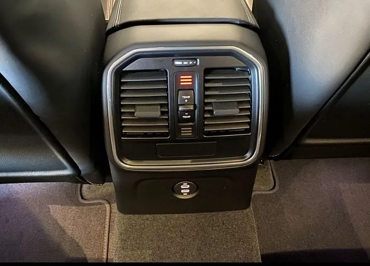 Zunanja slika - Porsche Macan - 2.0 PASM+Sport Chrono+Panorama+Porsche Approved - 16