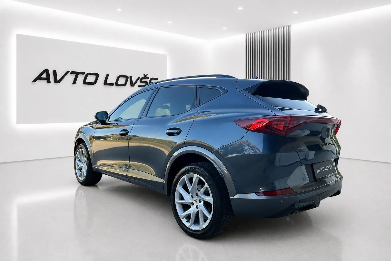 Zunanja slika - Cupra Formentor - 1.5 TSI DSG-1 LASTNIK-ALU-NAVI-LED-KAMERA-ODLIČNA - 4