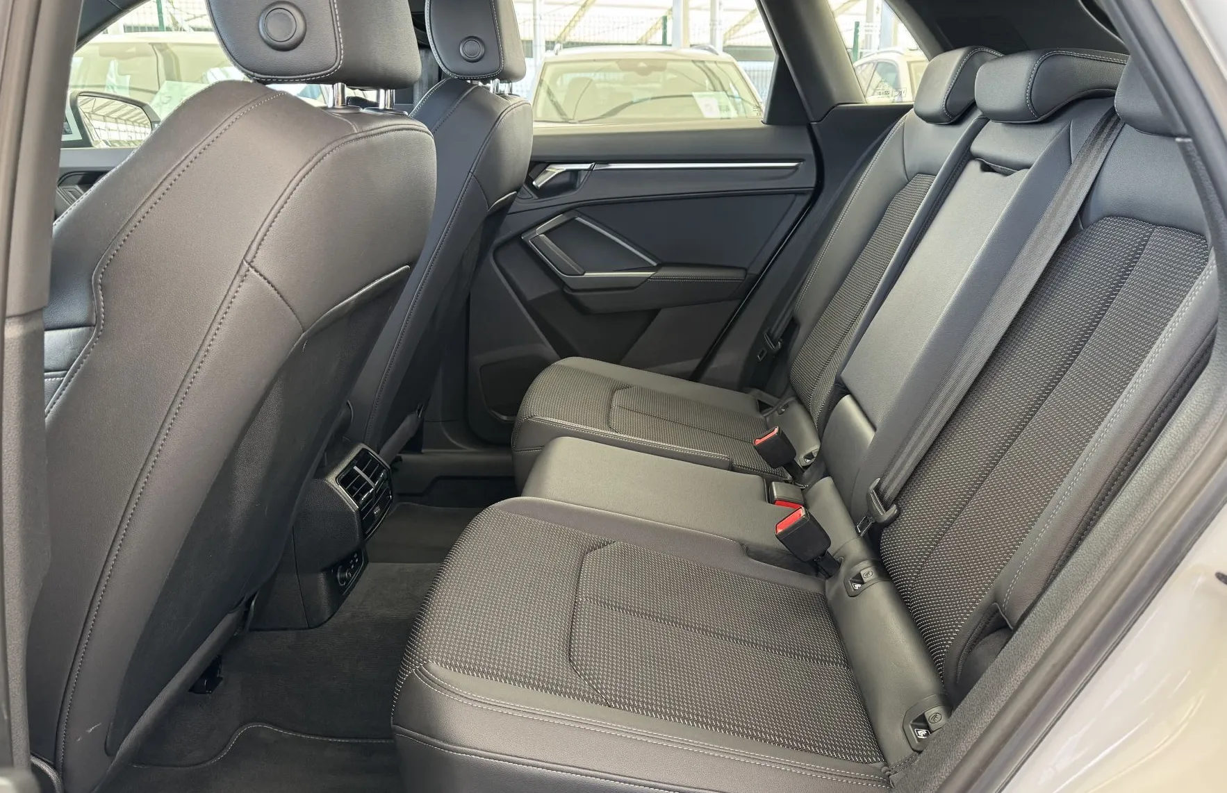 Zunanja slika - Audi Q3 - 35 TFSI S tronic S line VIRTUAL-NAVI-LED - 11