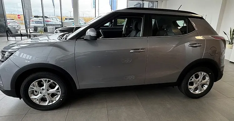 Zunanja slika - SsangYong Tivoli - 1.5 T-GDI Fresh 2WD M T - 3