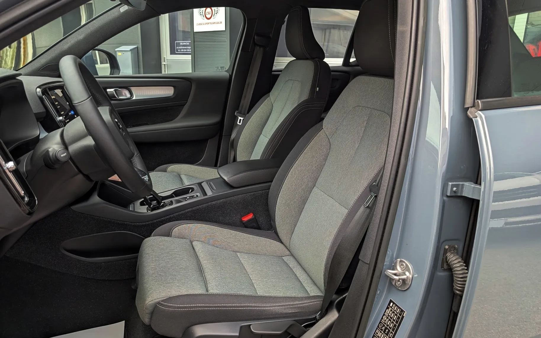 Zunanja slika - Volvo XC40 - B3P - 9