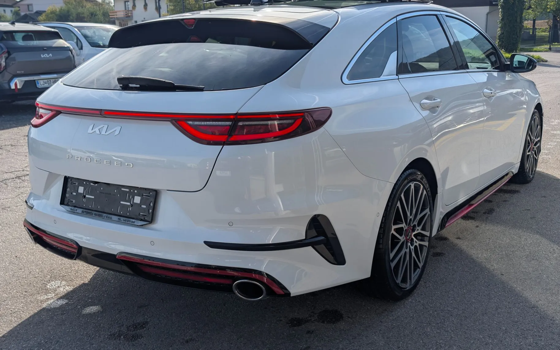 Zunanja slika - KIA ProCeed - 1.6 T-GDi 150kW GT ISG DCT KIA CONNECT - 3