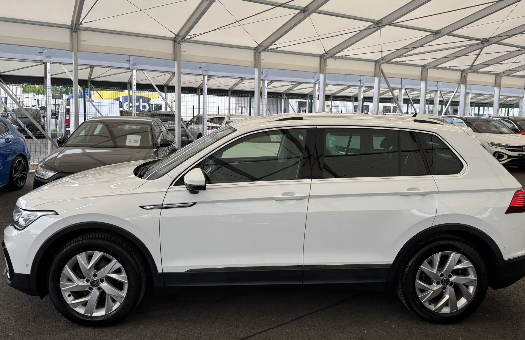 Zunanja slika - Volkswagen Tiguan - 2.0 TDI BMT Elegance DSG - 4