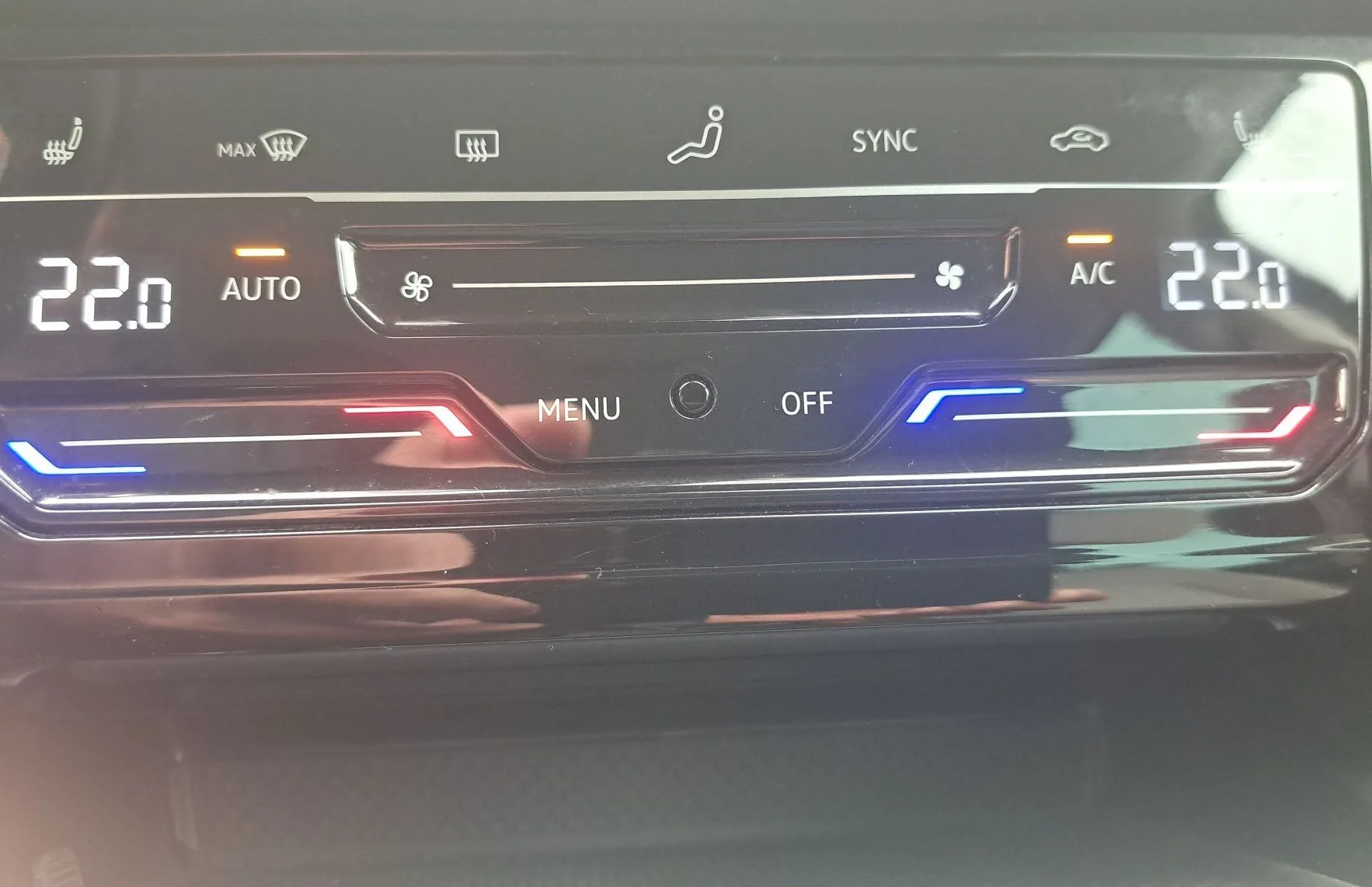Zunanja slika - Volkswagen Passat - Variant 2.0 TDI BMT SCR Business DSG - 16