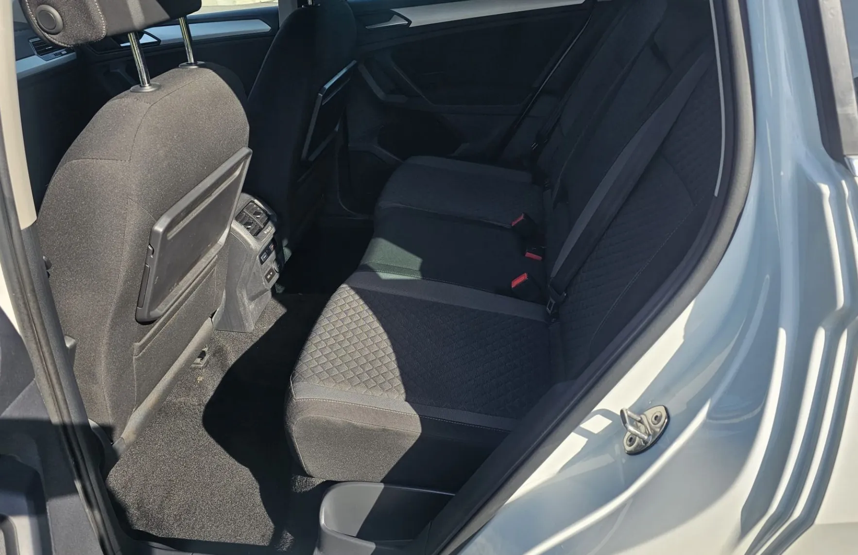 Zunanja slika - Volkswagen Tiguan - 2.0 TDI 150 DSG |navi|alu|PDC|aktivni temp|Asiss| - 10