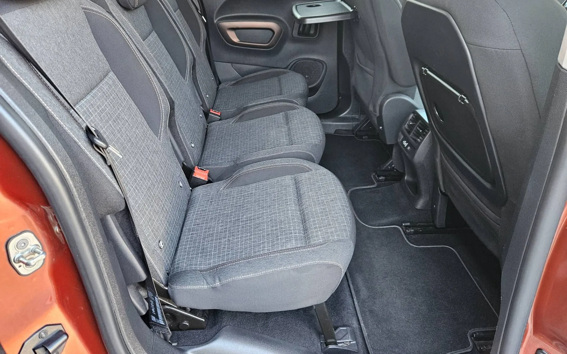 Notranja slika - Peugeot Rifter - 1.5 HDI L1 GT-LINE 1.LASTNIK  SLO SAMO 84000KM... - 11