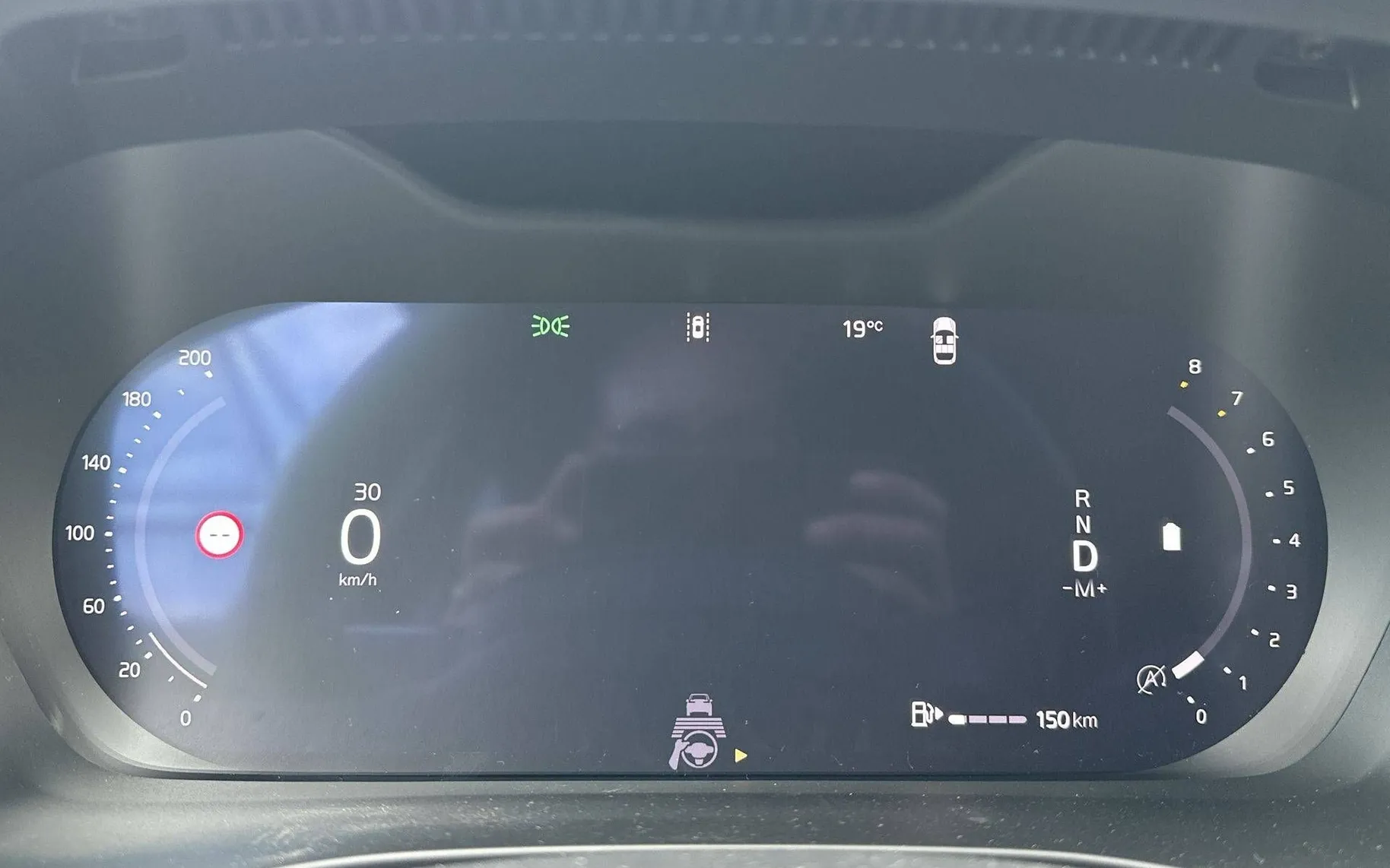 Notranja slika - Volvo XC40 - B3 P Plus Dark Avt. - 15
