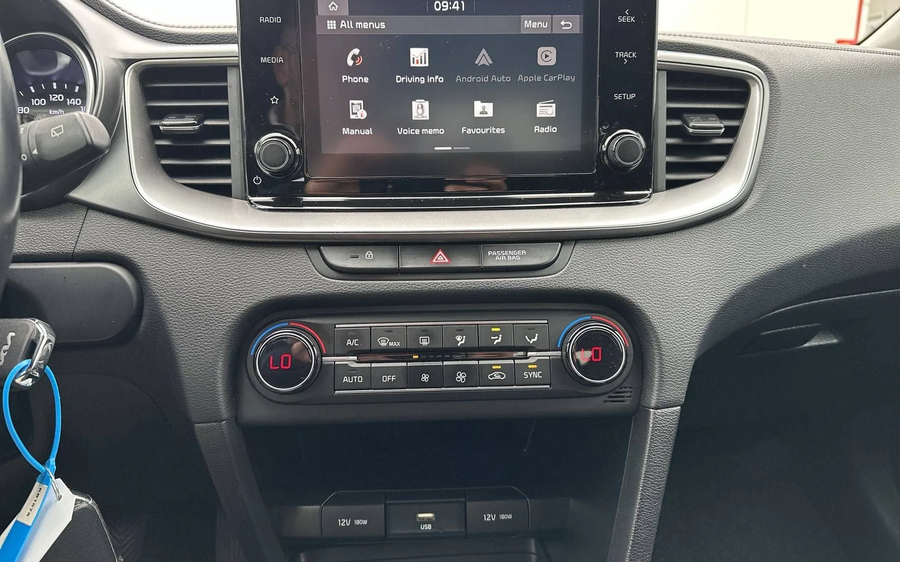 Notranja slika - KIA XCeed - 1.0 T-GDI PRIME - 18