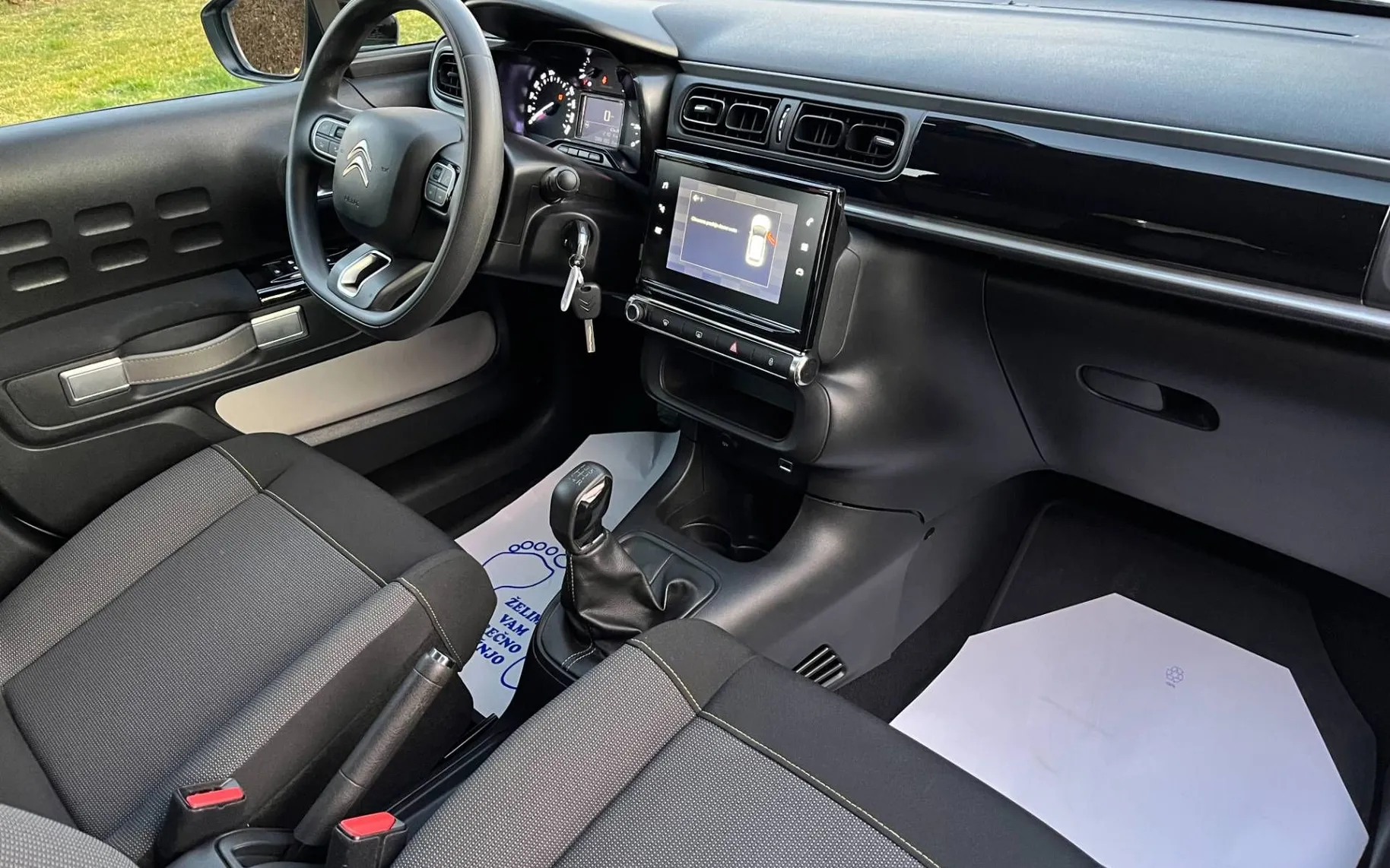 Notranja slika - Citroën C3 - Feel PureTech -1 LASTNICA-66.000km-NAVI-PDC... - 12