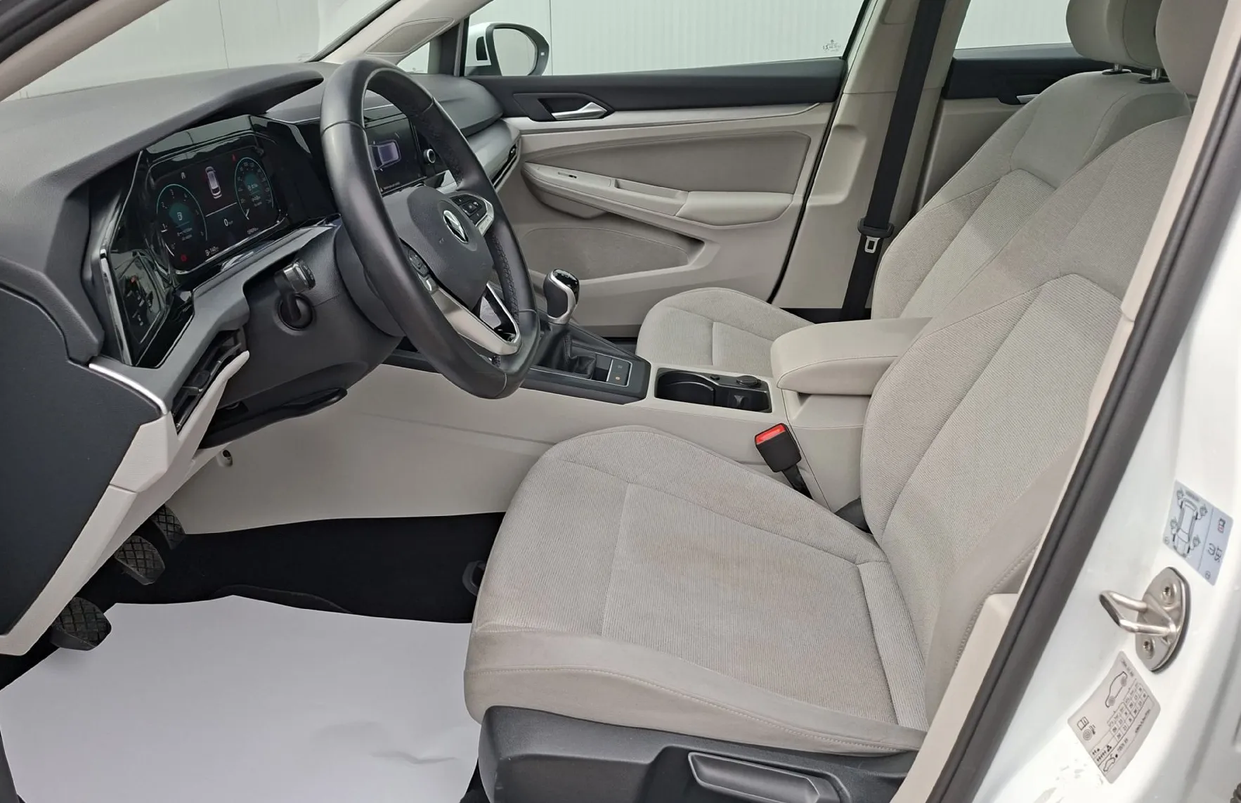 Zunanja slika - Volkswagen Golf - Variant 2.0 TDI BMT Life - 8