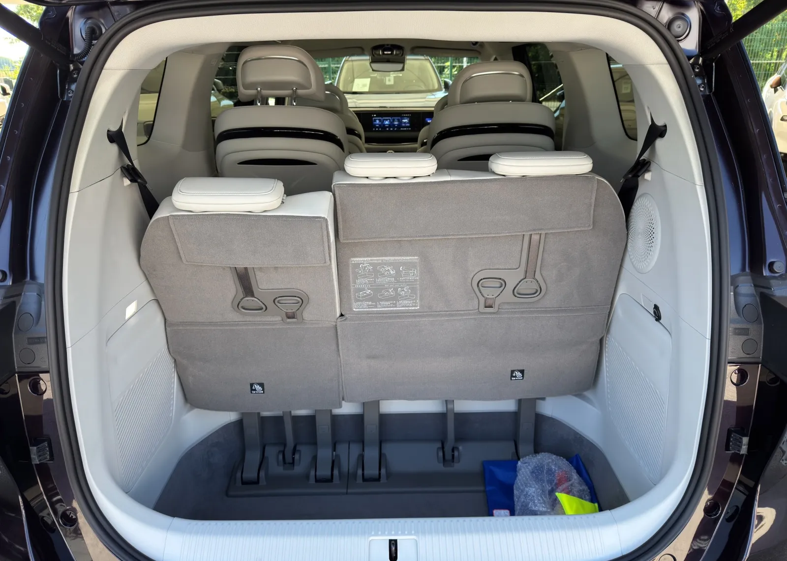 Zunanja slika - Forthing V9 - 1.5T PHEV + HUD + BLIS + RADAR+ PANORAMA + 7SEDEŽI - 15