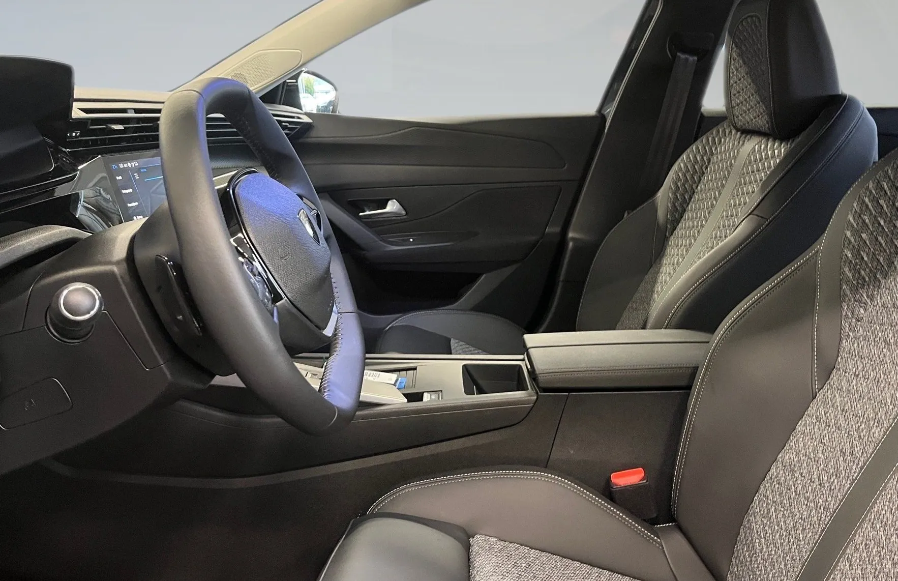 Zunanja slika - Peugeot 308 - SW 1.5 BlueHDI 130 S S Active Pack Avt. - 7