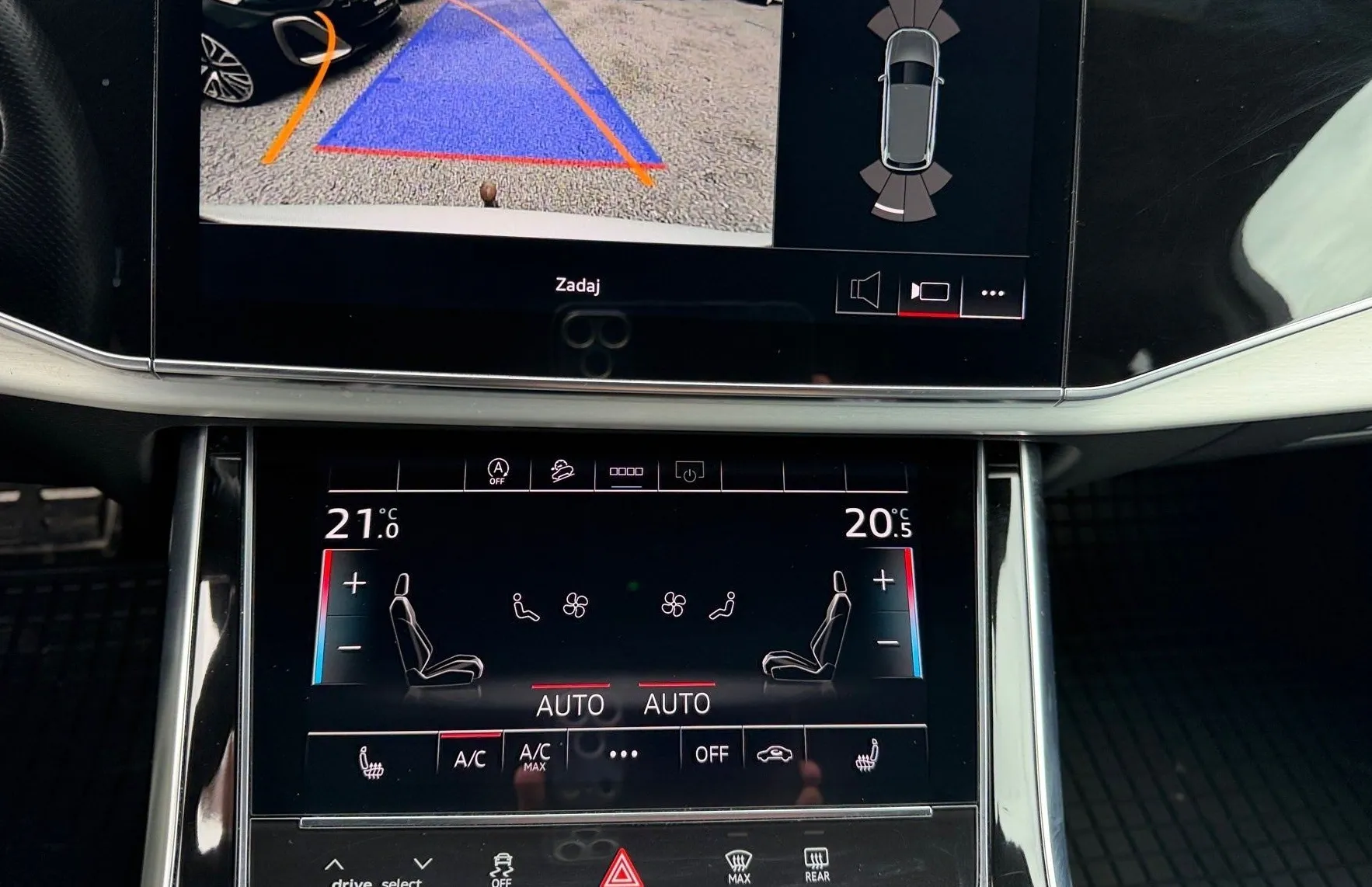 Zunanja slika - Audi SQ7 - TFSI quattro Tiptronic-SLO-Panorama-HD Matrix-B O. - 17