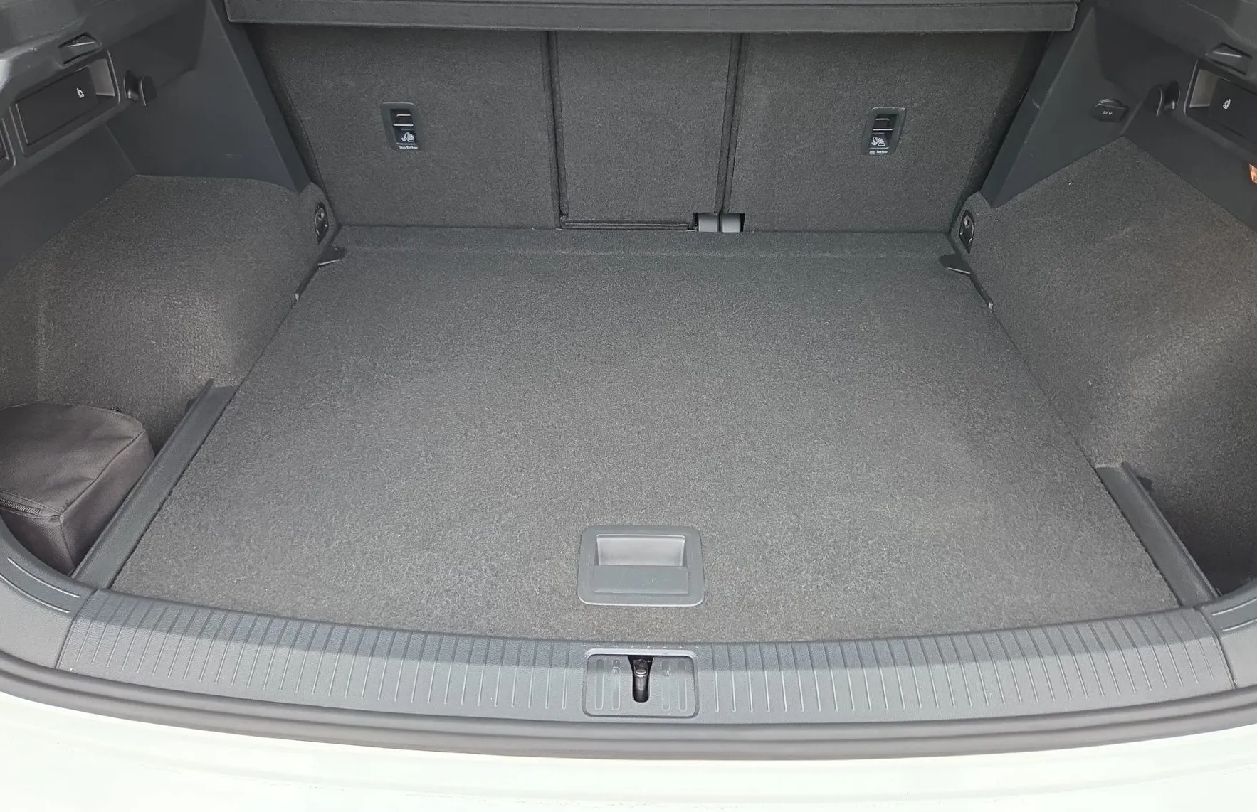 Zunanja slika - VW Tiguan - 2.0 TDI SCR 4MOTION BMT R-Line .rezerviran - 12