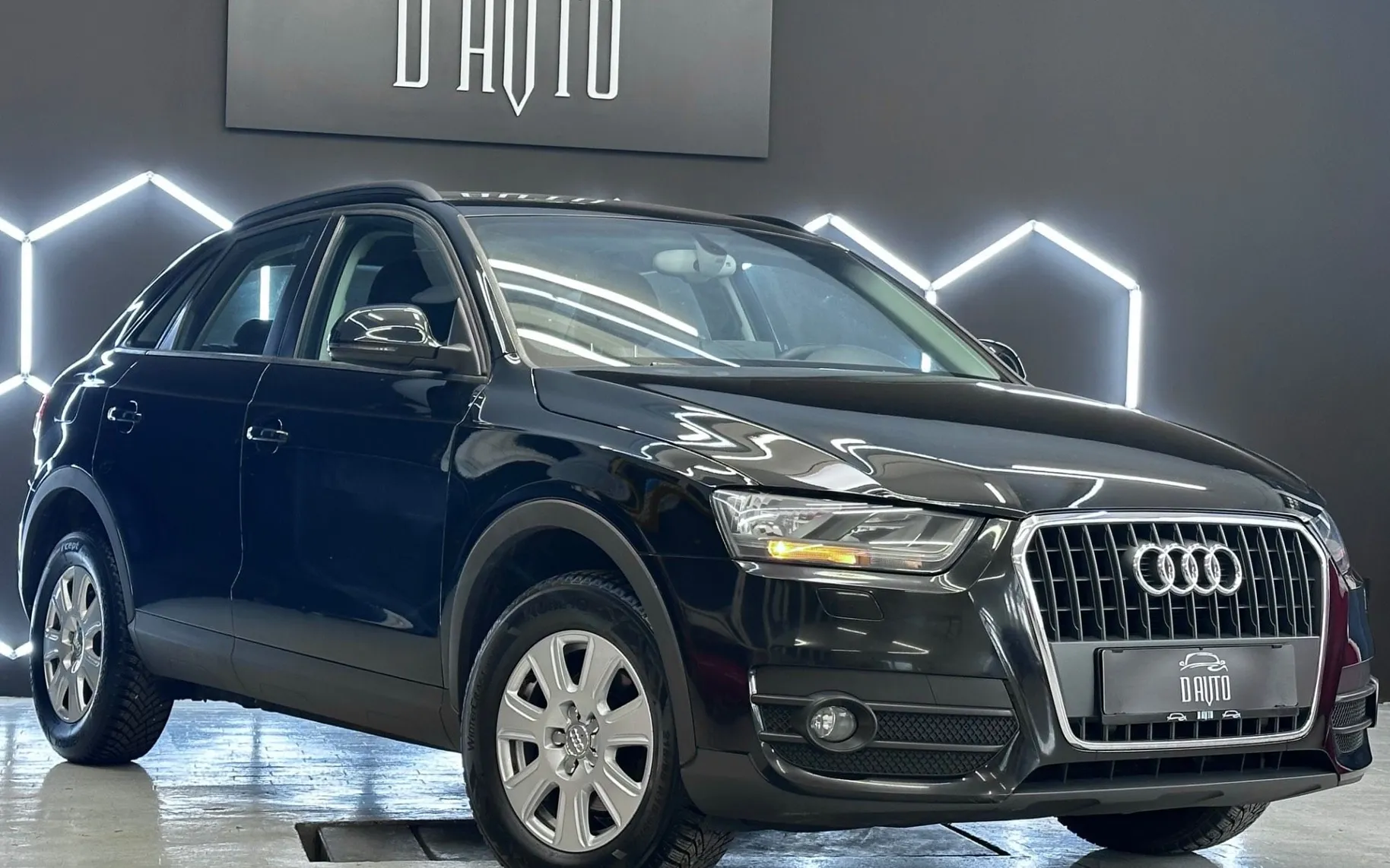 Zunanja slika - Audi Q3 - 1.4 TFSI 110  150  ODLIČEN... - 3