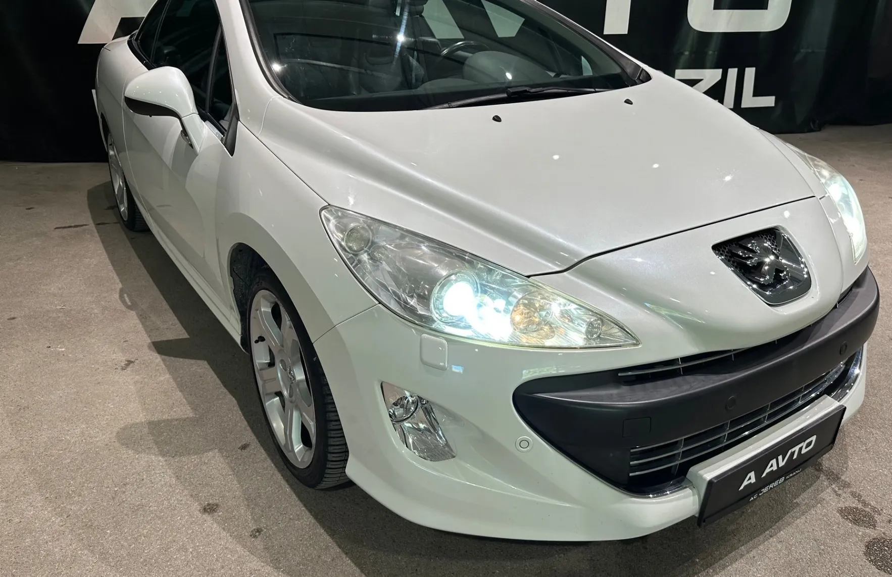Zunanja slika - Peugeot 308 - CC Sport Pack 1.6 16V THP - 2