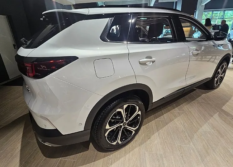 Zunanja slika - Dongfeng Huge - 1.5T Aut.+360 KAMERA+RADAR+GRETJE IN HLAJENJ.-ADAS - 14
