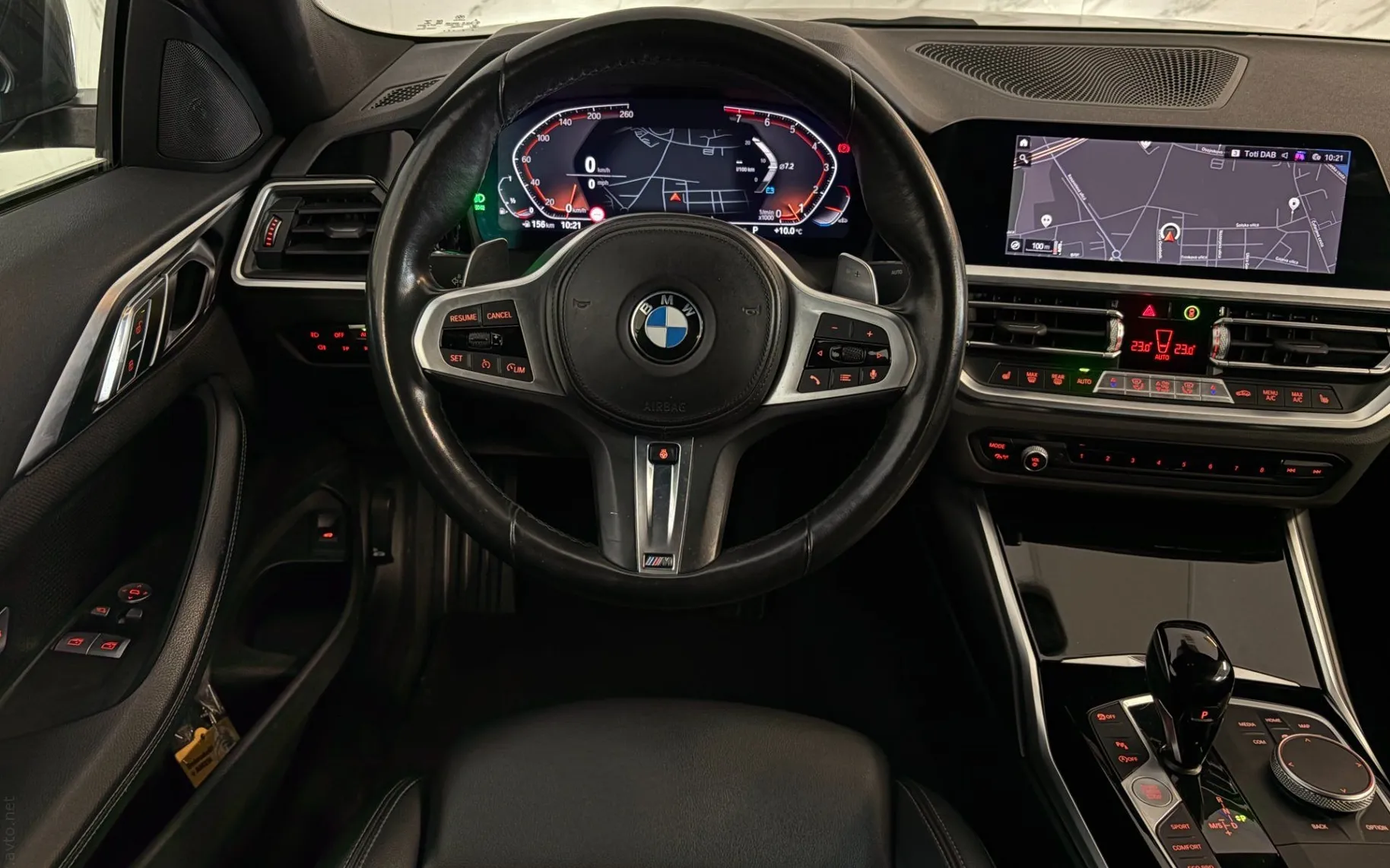 Notranja slika - BMW serija 4 Coupe: - 420i Coupe - Kamera - Memory - Gretje - PDC - 10