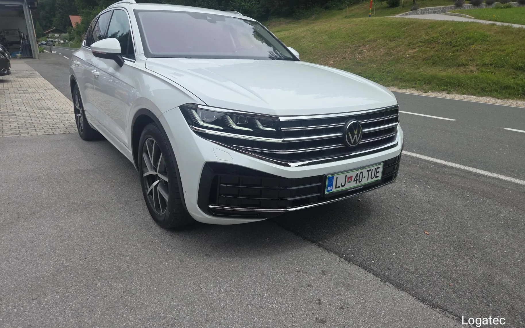 Zunanja slika - Volkswagen Touareg - 4motion V6 TDI BMT Elegance Tiptronic - 2