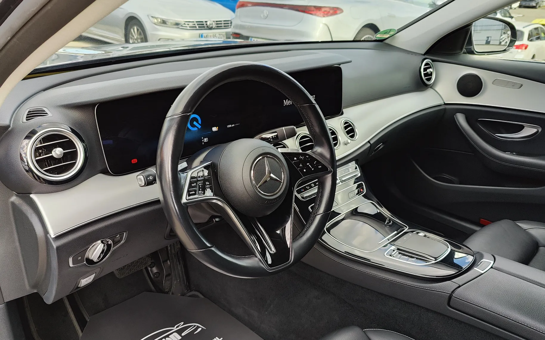 Zunanja slika - Mercedes-Benz E-Class - E300e PHEV ACC KAM NAVI LED PDC LANE VIRTUAL USNJE - 9
