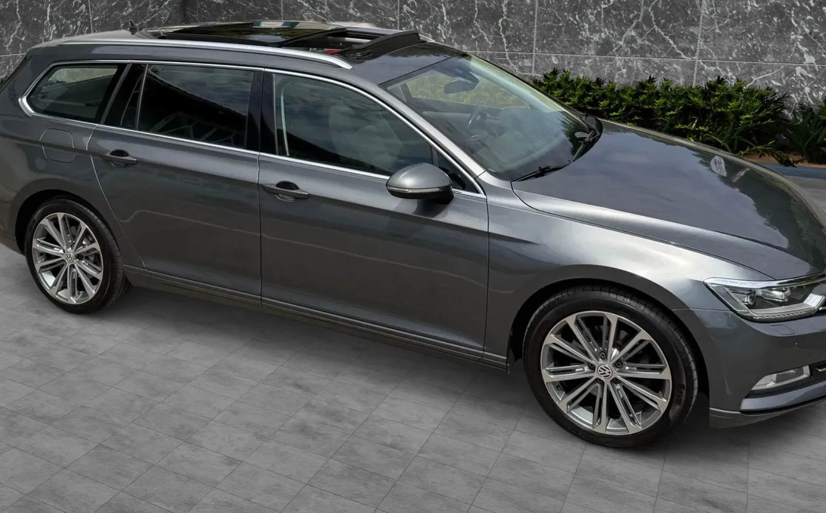 Zunanja slika - Volkswagen Passat - Variant 2.0 TDI DSG FULL LED ACC NAVI PANO PRIKLOP ALU18 - 6