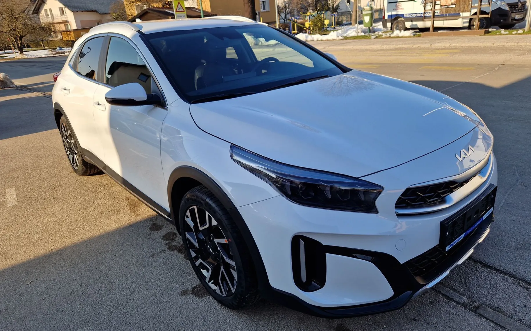 Zunanja slika - KIA XCeed - 1.6 T-GDi EX Way 7DCT - 5