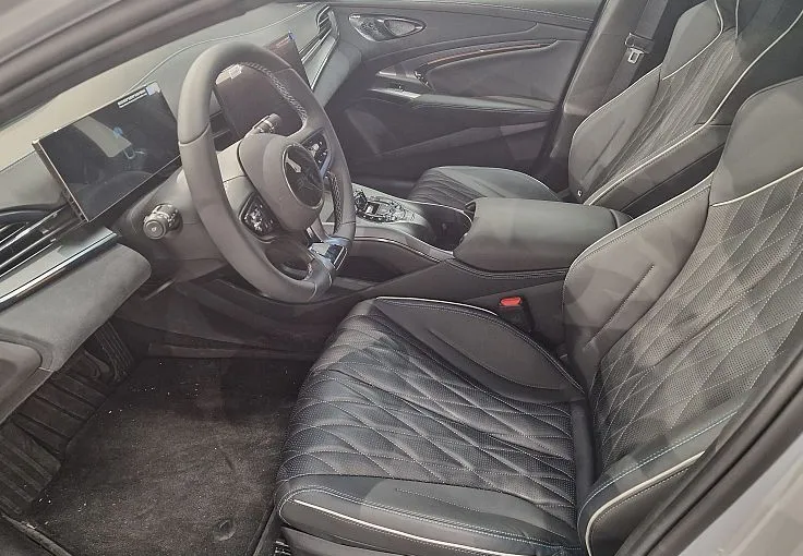 Zunanja slika - BYD SEAL - EXCELLENCE AWD 82.5 kWh 390kW - doseg 520km  3.8s - 6