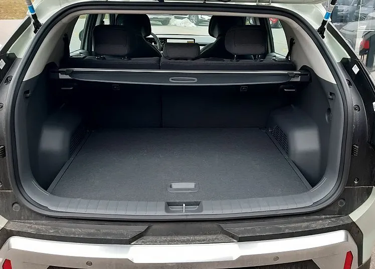 Zunanja slika - KIA EV3 - 58.3 kWh baterija. 150 kW  204 KM  Star - 11