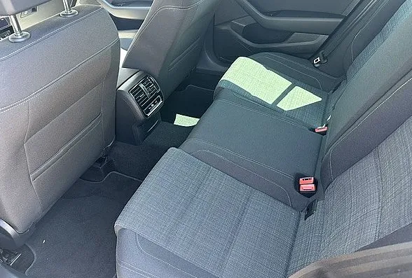 Zunanja slika - Volkswagen Passat - Variant 2.0 TDI DSG°°1.Lastnik°°Odlično ohranjen - 11