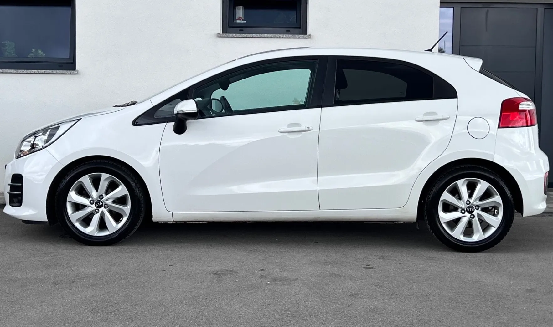 Zunanja slika - KIA Rio - 1.25 CVVT+SLO+ALU+PDC... - 4