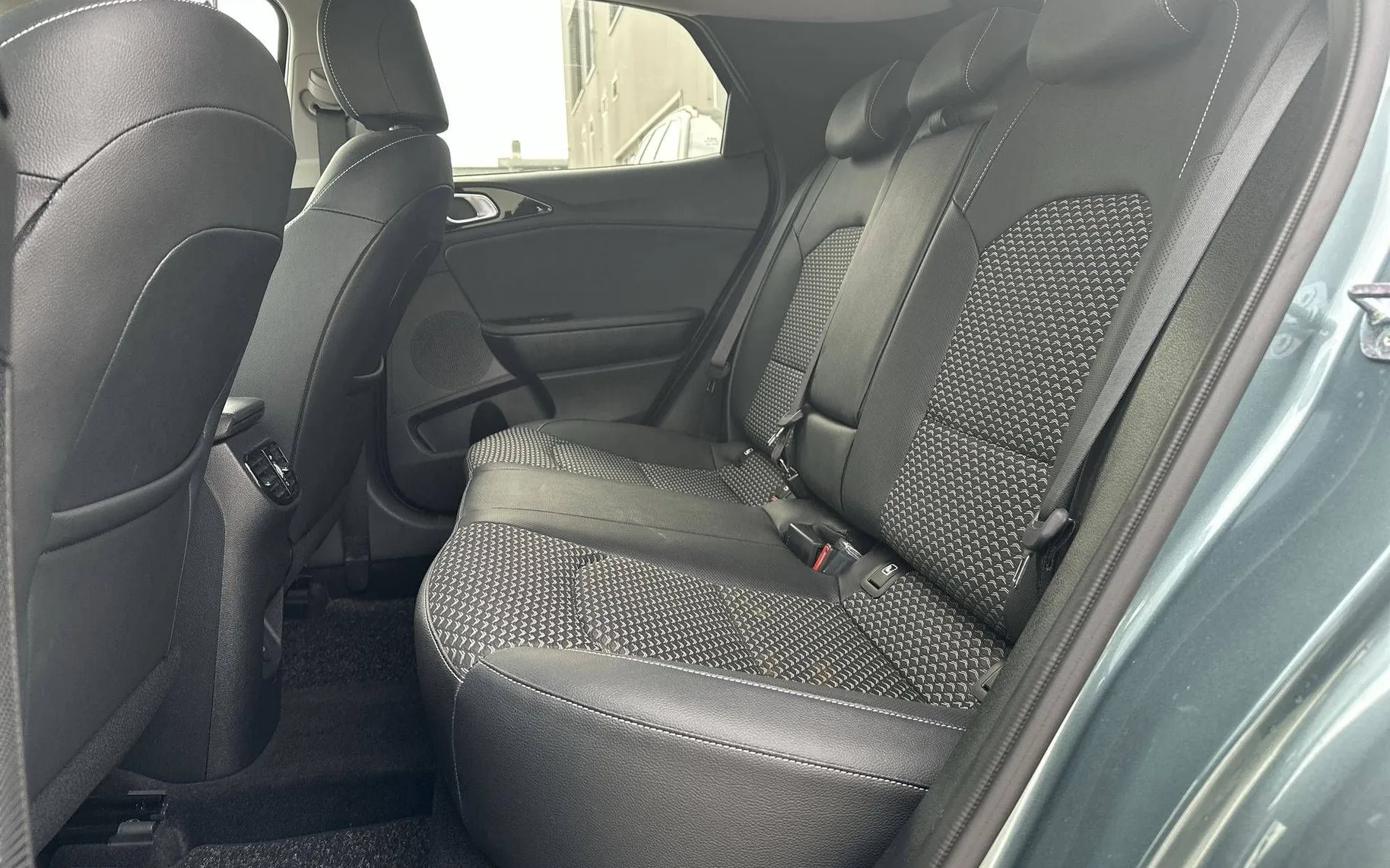 Notranja slika - KIA XCeed - 1.5 T-GDi EX WAY 7DCT - 11