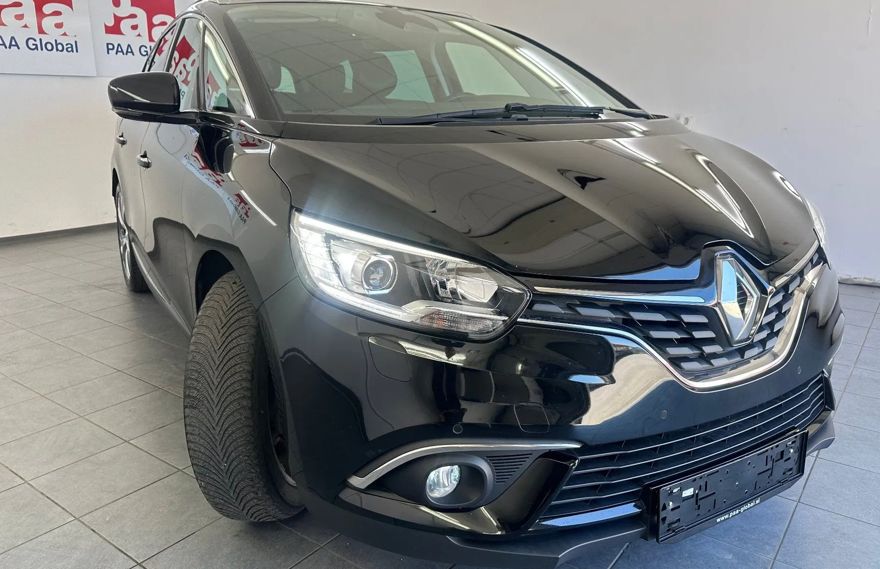 Zunanja slika - Renault Scénic - Grand Scenic Blue dCi 120 Intens.KAMERA.NAVI.USNJE.KLJUKA.7SEDE - 20