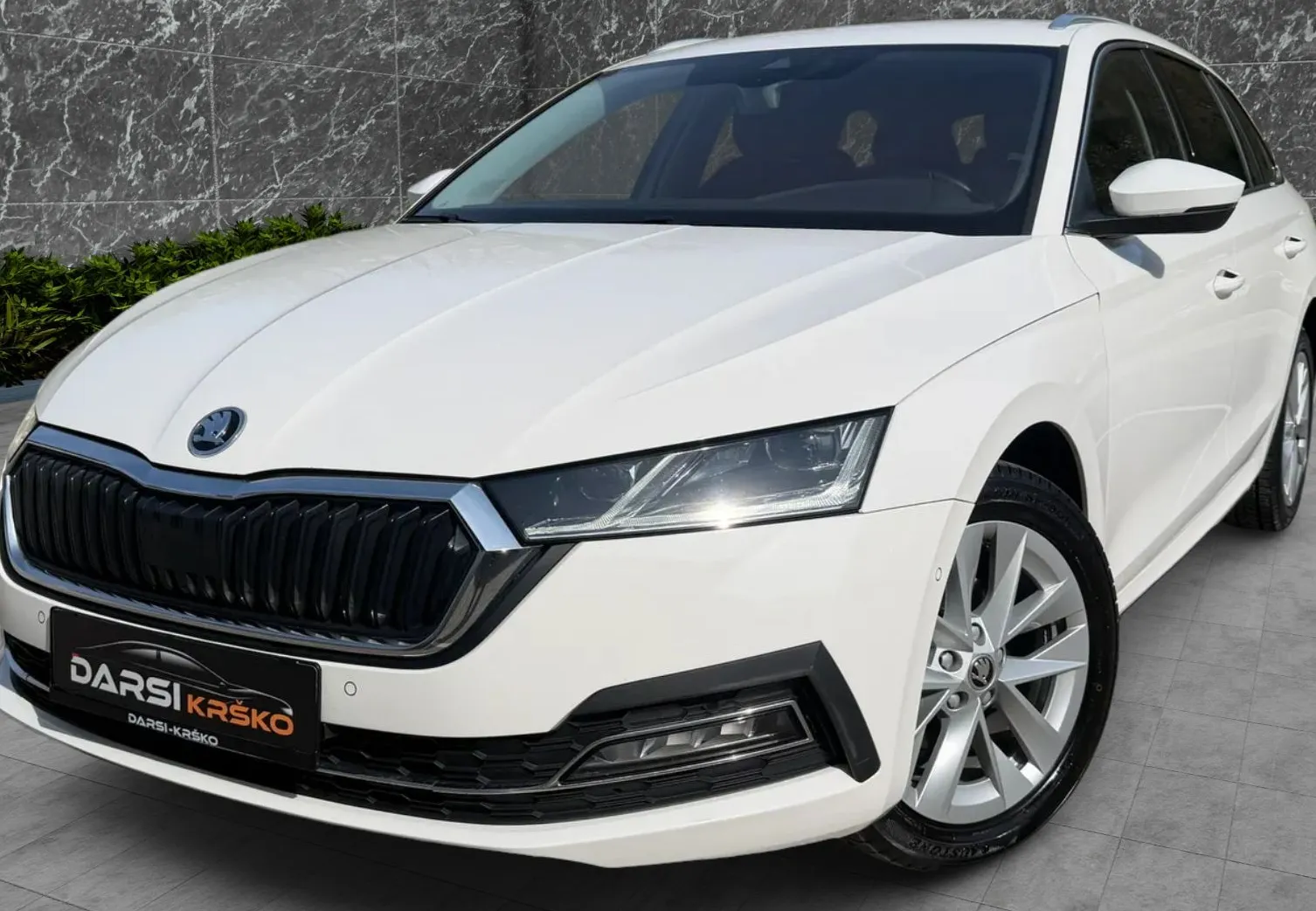 Zunanja slika - Škoda Octavia - 2.0TDI Style DSG 150PS MATRIX ACC PRIKLOP ALU17 - 7