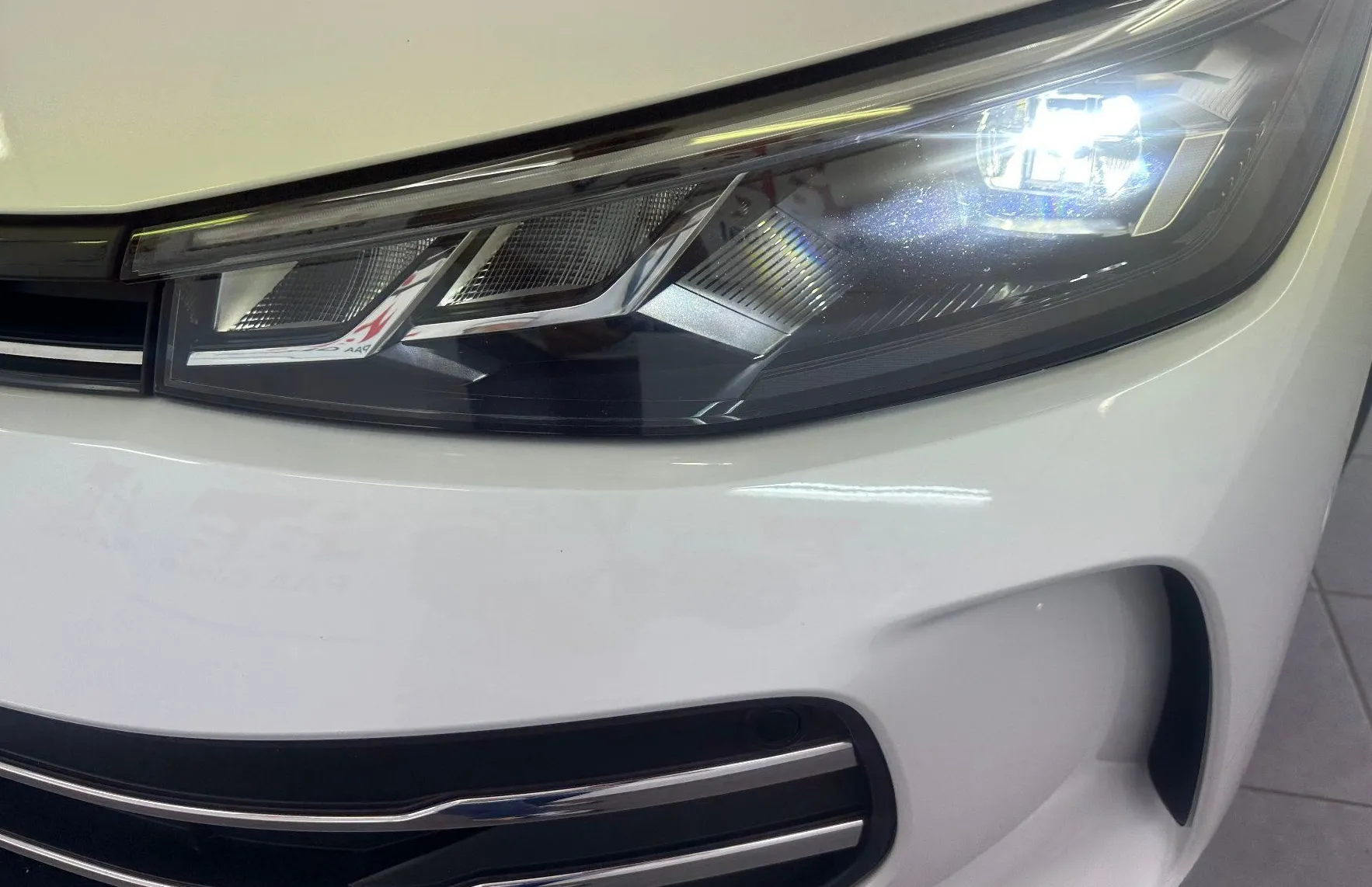 Zunanja slika - Volkswagen Passat - Variant 1.5 eTSI Business DSG.NEMŠKI.KLJUKA.KAMERA.LED.ACC - 10