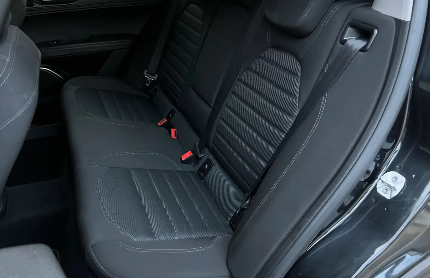 Zunanja slika - Alfa Romeo Stelvio - Q4 2.2 Diesel 190 Avt. 1 letna garancija 1 lastnik - 12