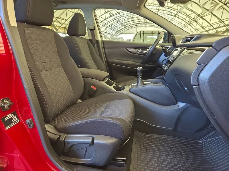 Zunanja slika - Nissan Qashqai - 1.6 DIG-T 360° KAMERA NAVI PDC PANORAMA - 11