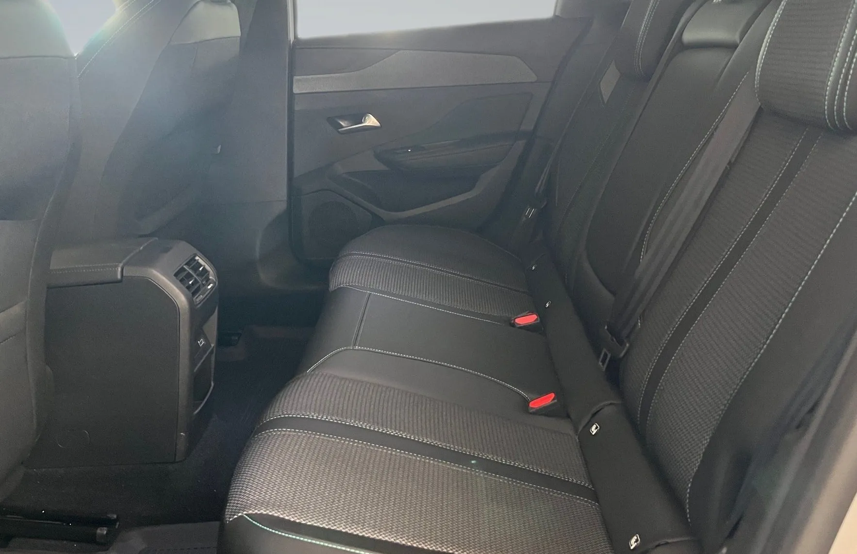 Zunanja slika - Peugeot 308 - SW 1.5 BlueHDI 130 STT Allure Avt. - 11